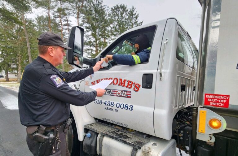 State police enlist help from truckers to fight human trafficking – News 12 Westchester
