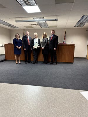Wayne County commissioners recognize Human Trafficking Awareness Month