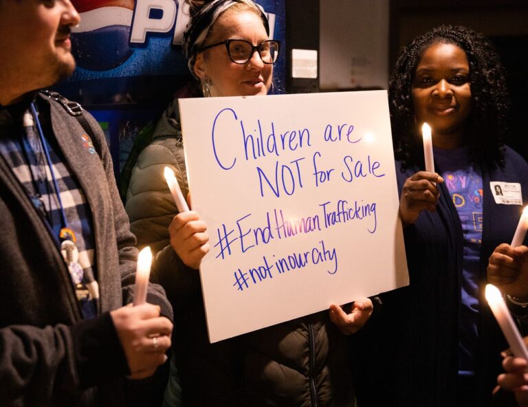 Candlelight vigil brings awareness to human trafficking in Genesee County – mlive.com