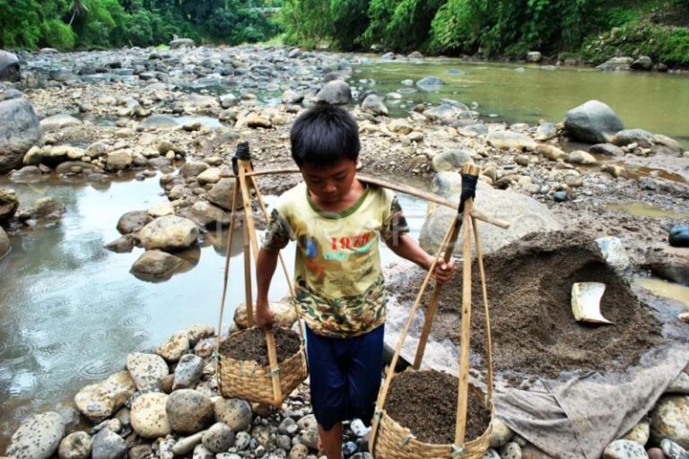 KPAI seeks thorough investigation of child labor trafficking – ANTARA News